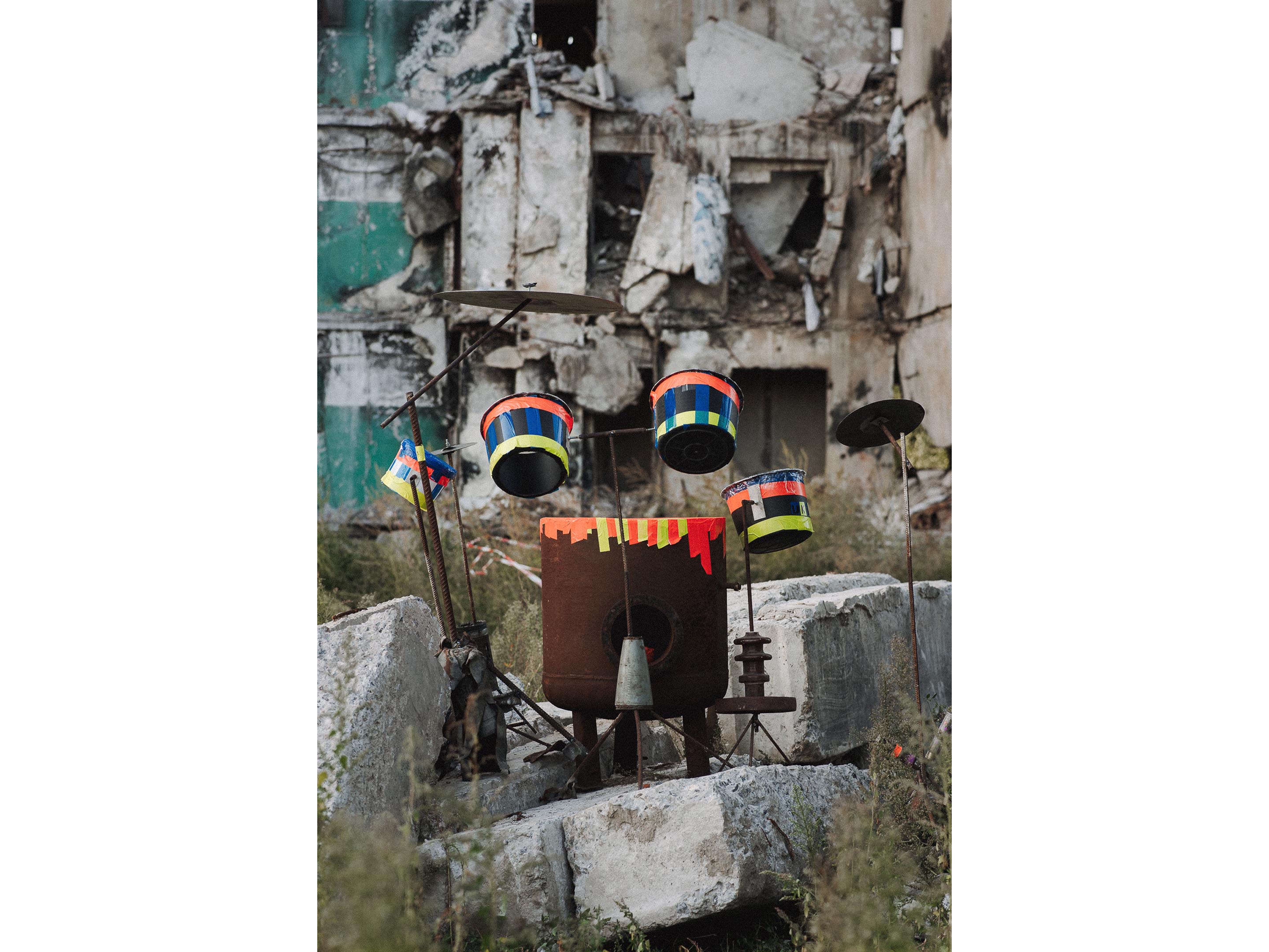 ArtHelps and Jung von Matt turn weapons into musical instruments for Ukraine  ArtHelps and Jung von Matt turn weapons into musical instruments for Ukraine