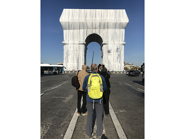 Christo's wrapped Arc de Triomphe Christo's wrapped Arc de Triomphe
