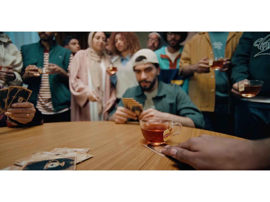 Horizon FCB shows in new film the role Lipton tea plays in Ramadan gatherings Image