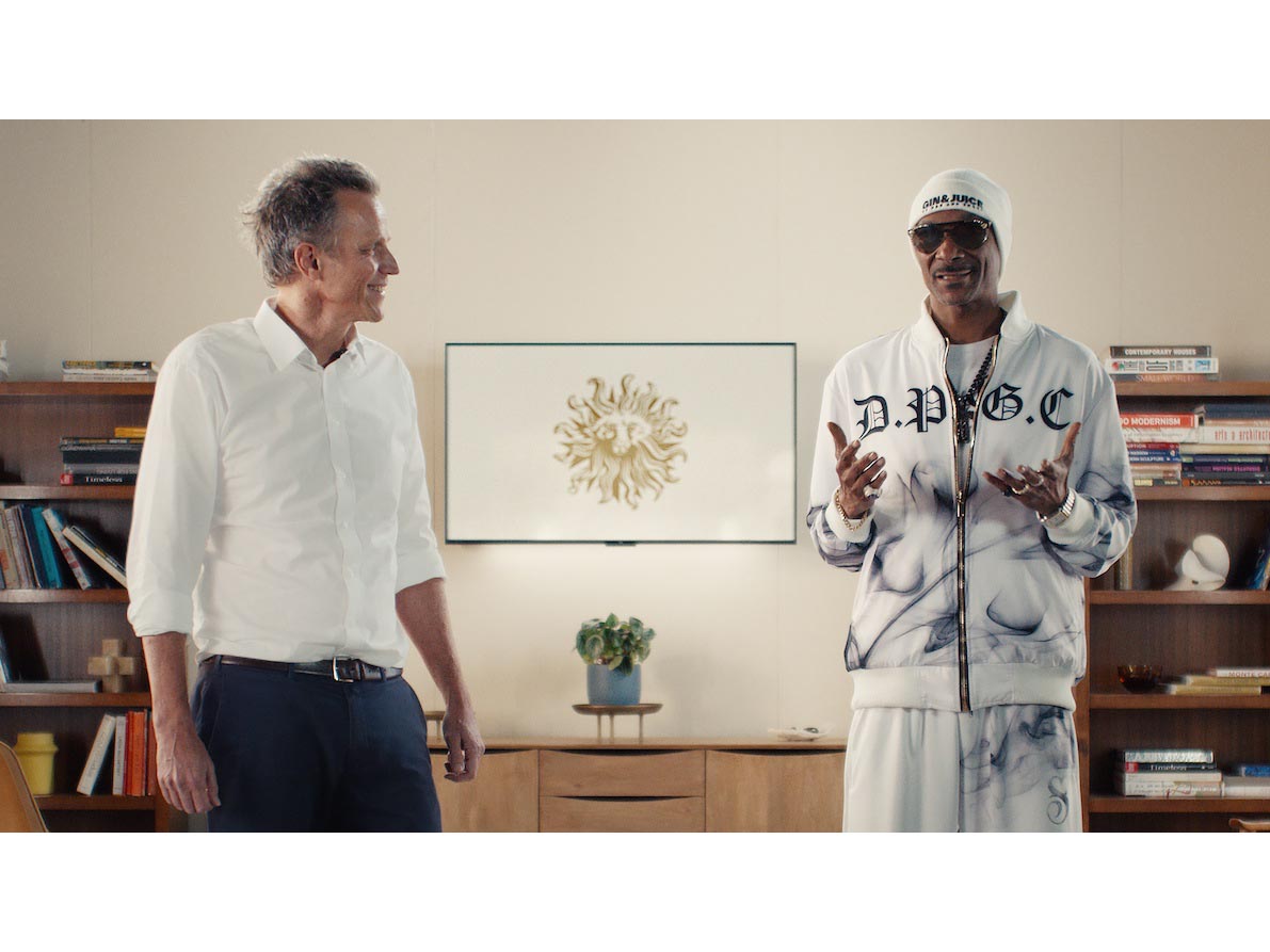 Snoop Dogg joins in for the Publicis traditional end-of-year wishes; he has some great news to share Image