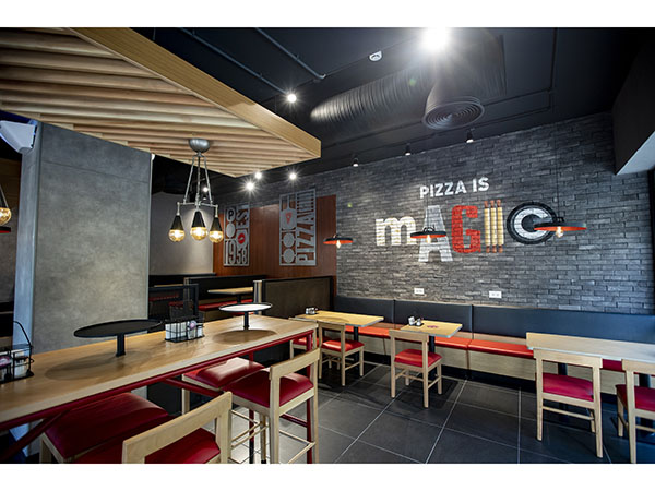 Pizza Hut returns to Lebanon Image