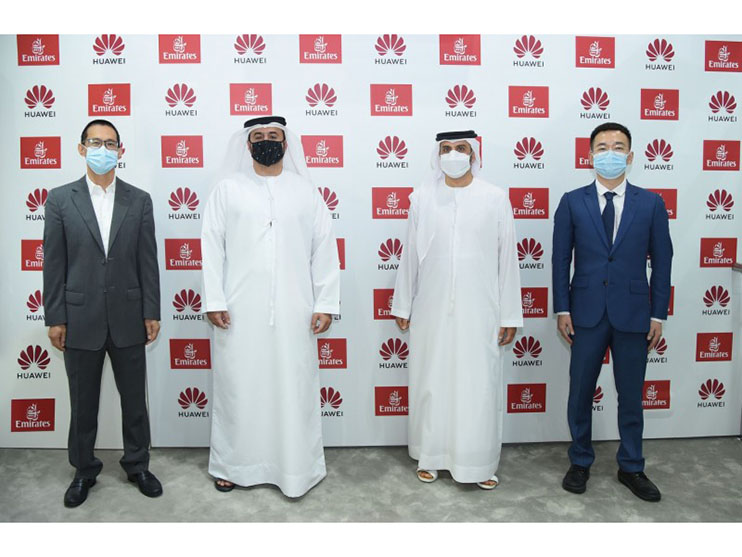 Emirates inks strategic agreement with Huawei Image