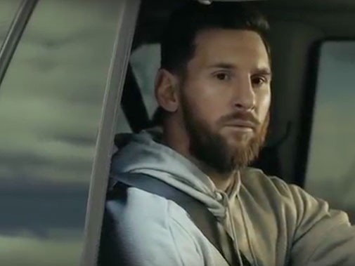 Lionel Messi kicks it off for Expo 2020 Dubai in support of unity and collaboration Image