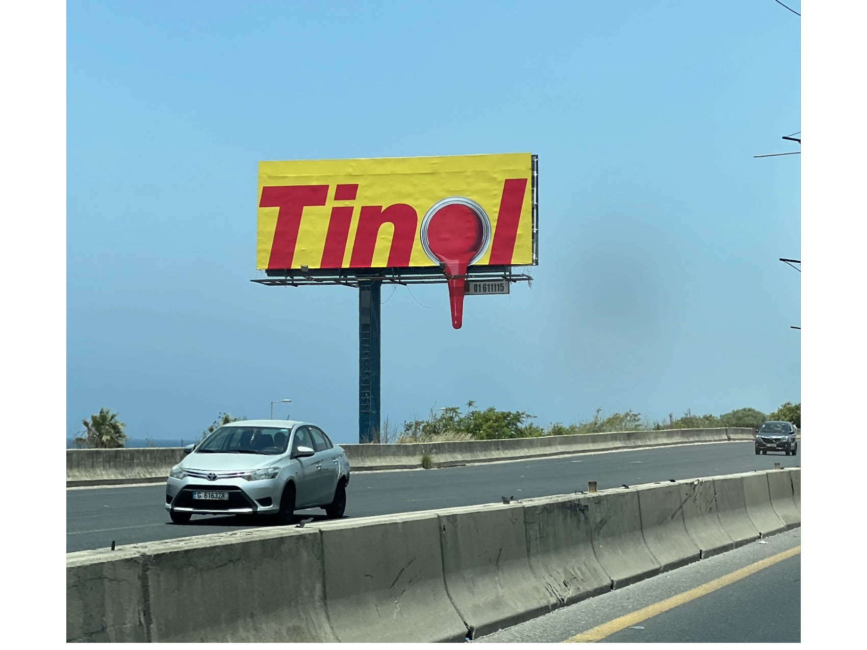 Tinol shows the power of its vibrant hues through an impactful OOH campaign by Phenomena Image