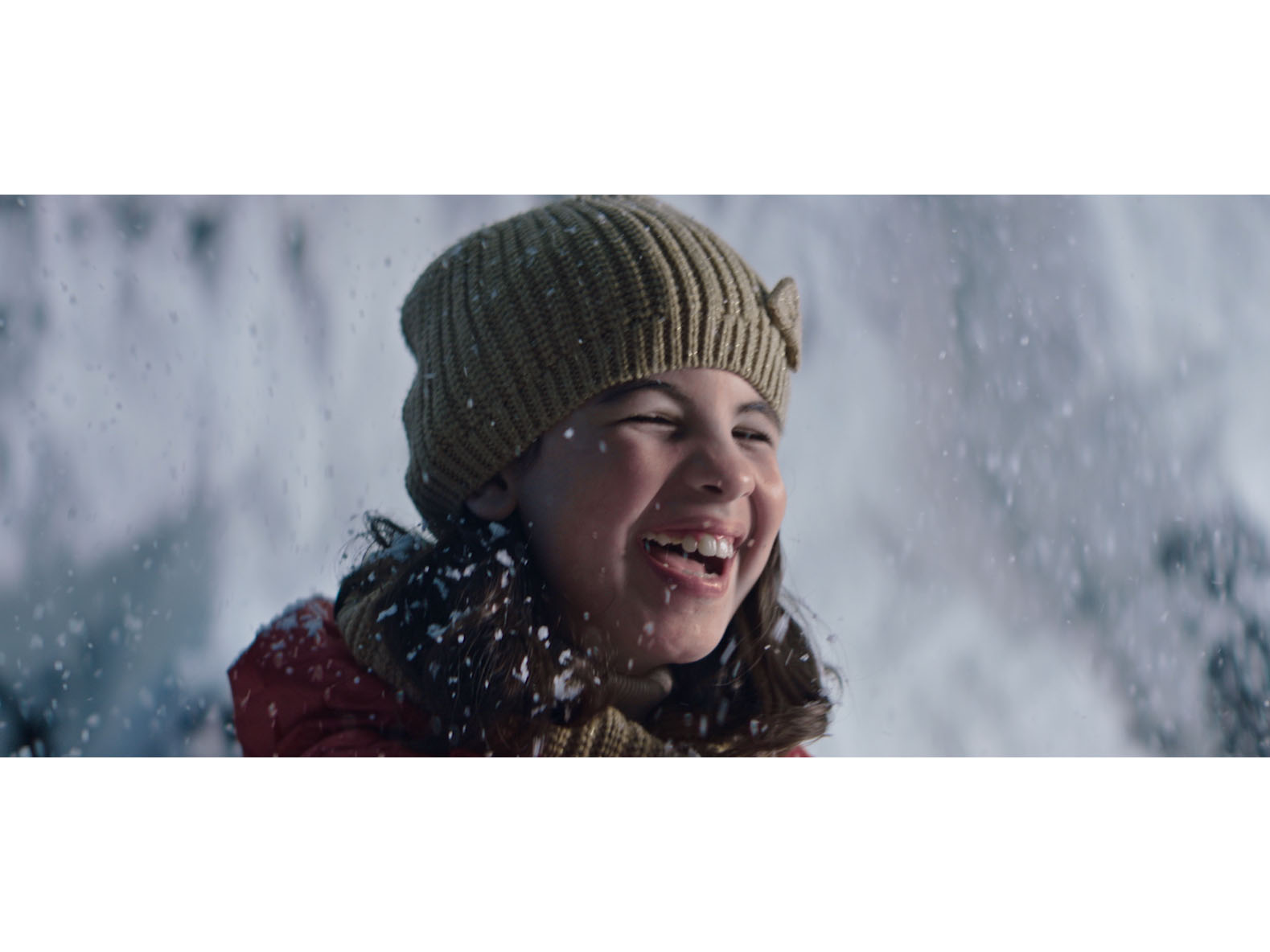 The UAE Government Media Office shares a touching story to promote “The World’s Coolest Winter” Image